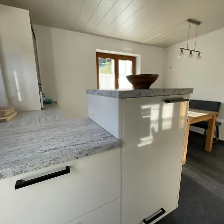 Zum Schwarzen Hirsch 度假居 *