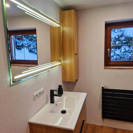 Zum Schwarzen Hirsch 度假居